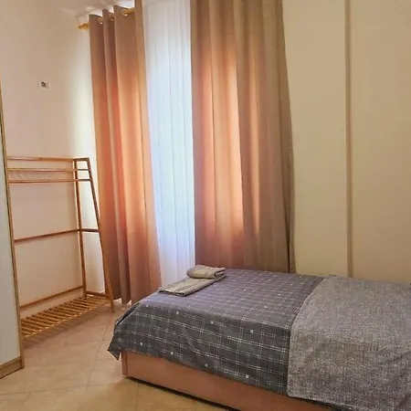 Apartament New Bazaar Side Bliss 2 Bed With Free Garage
