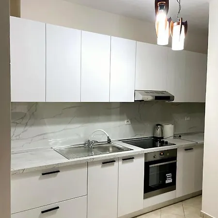 New Bazaar Side Bliss 2 Bed With Free Garage *
